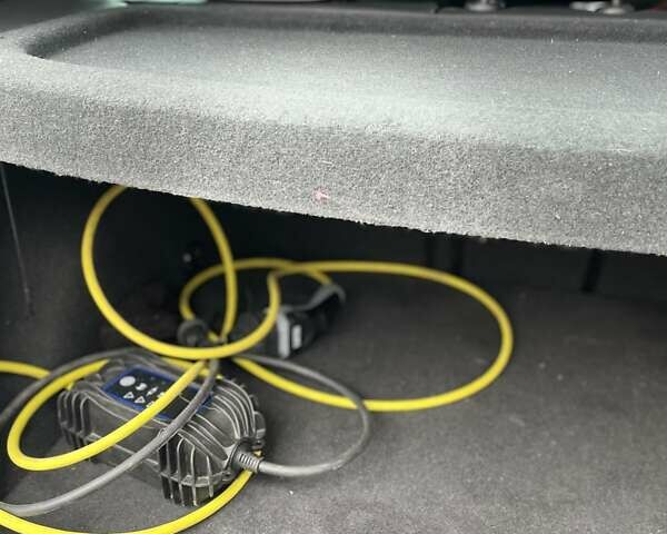 Білий Фольксваген e-Golf, об'ємом двигуна 0 л та пробігом 154 тис. км за 13200 $, фото 17 на Automoto.ua