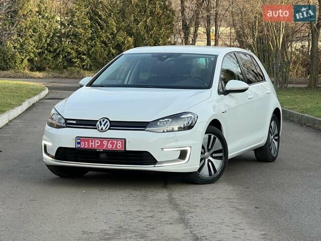 Белый Фольксваген e-Golf, объемом двигателя 0 л и пробегом 129 тыс. км за 11950 $, фото 8 на Automoto.ua