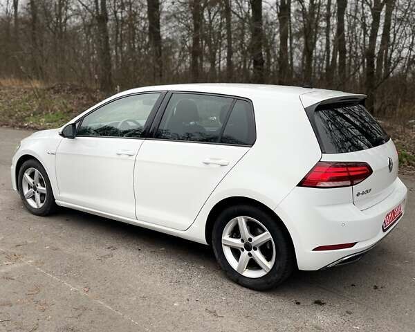 Білий Фольксваген e-Golf, об'ємом двигуна 0 л та пробігом 154 тис. км за 13200 $, фото 4 на Automoto.ua