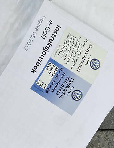 Білий Фольксваген e-Golf, об'ємом двигуна 0 л та пробігом 127 тис. км за 14500 $, фото 14 на Automoto.ua