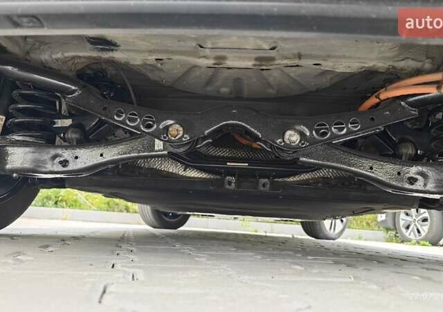 Білий Фольксваген e-Golf, об'ємом двигуна 0 л та пробігом 96 тис. км за 13150 $, фото 29 на Automoto.ua