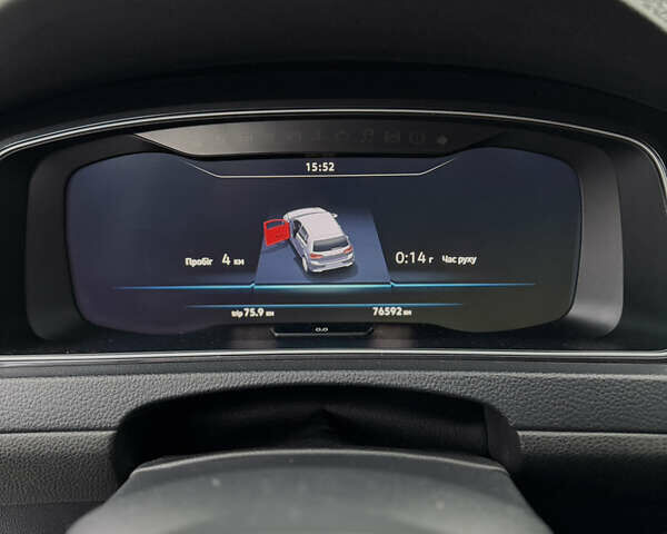 Білий Фольксваген e-Golf, об'ємом двигуна 0 л та пробігом 76 тис. км за 12499 $, фото 4 на Automoto.ua