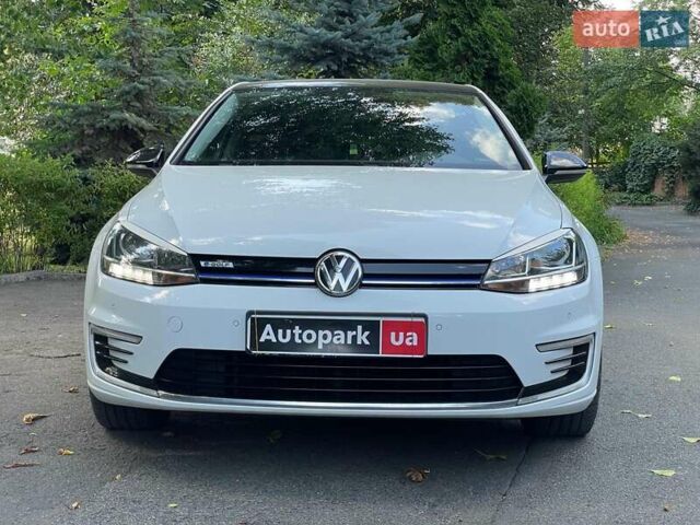 Білий Фольксваген e-Golf, об'ємом двигуна 0 л та пробігом 110 тис. км за 13530 $, фото 1 на Automoto.ua