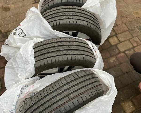 Білий Фольксваген e-Golf, об'ємом двигуна 0 л та пробігом 154 тис. км за 13200 $, фото 33 на Automoto.ua