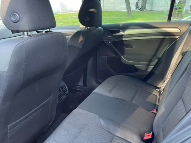 Білий Фольксваген e-Golf, об'ємом двигуна 0 л та пробігом 229 тис. км за 14999 $, фото 9 на Automoto.ua