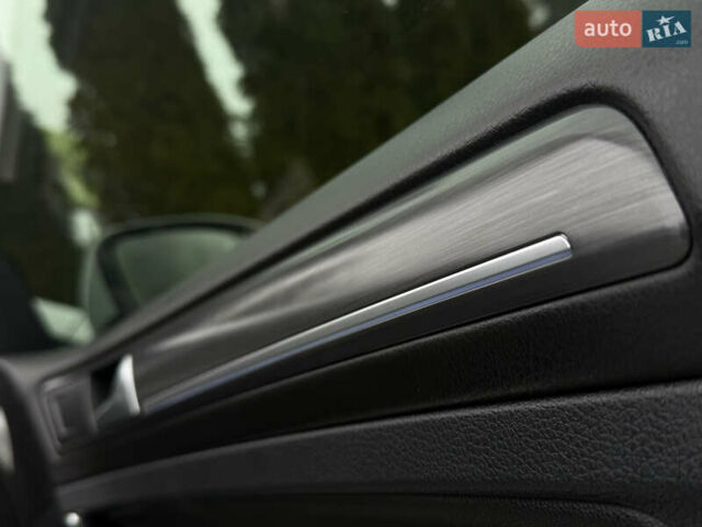 Белый Фольксваген e-Golf, объемом двигателя 0 л и пробегом 97 тыс. км за 11555 $, фото 27 на Automoto.ua