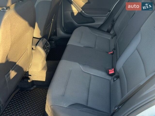 Білий Фольксваген e-Golf, об'ємом двигуна 0 л та пробігом 176 тис. км за 12650 $, фото 5 на Automoto.ua