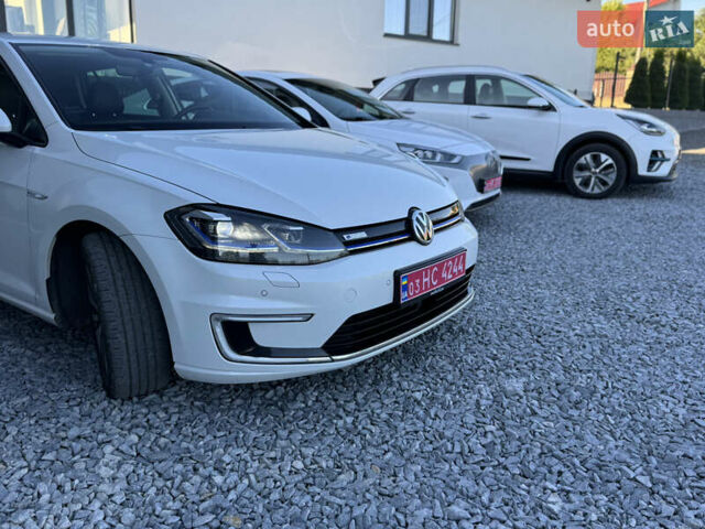 Білий Фольксваген e-Golf, об'ємом двигуна 0 л та пробігом 197 тис. км за 11999 $, фото 31 на Automoto.ua
