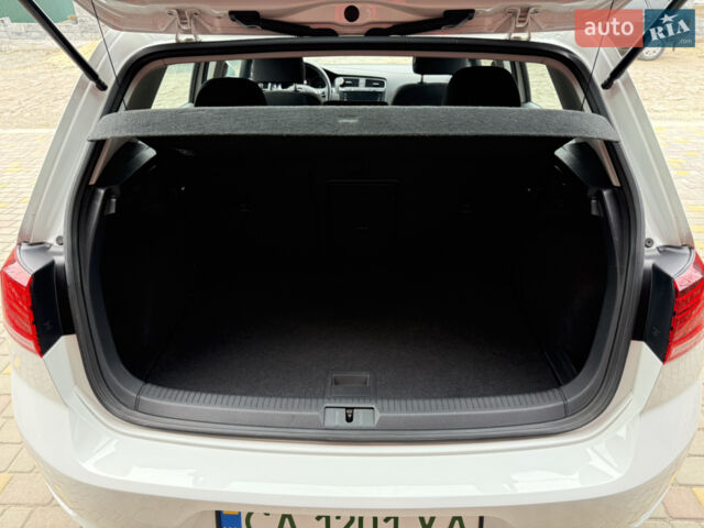 Білий Фольксваген e-Golf, об'ємом двигуна 0 л та пробігом 37 тис. км за 12900 $, фото 6 на Automoto.ua