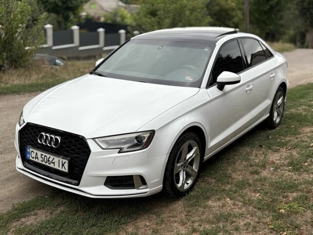 Белый Фольксваген e-Golf, объемом двигателя 0 л и пробегом 61 тыс. км за 14999 $, фото 12 на Automoto.ua