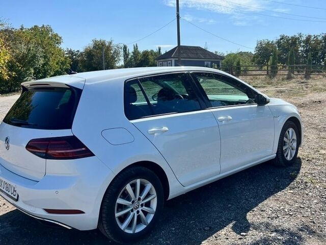 Білий Фольксваген e-Golf, об'ємом двигуна 0 л та пробігом 61 тис. км за 14999 $, фото 3 на Automoto.ua