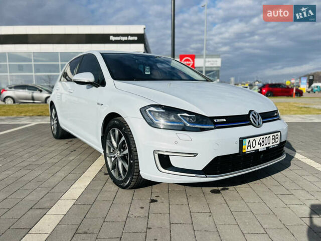 Білий Фольксваген e-Golf, об'ємом двигуна 0 л та пробігом 83 тис. км за 12800 $, фото 13 на Automoto.ua