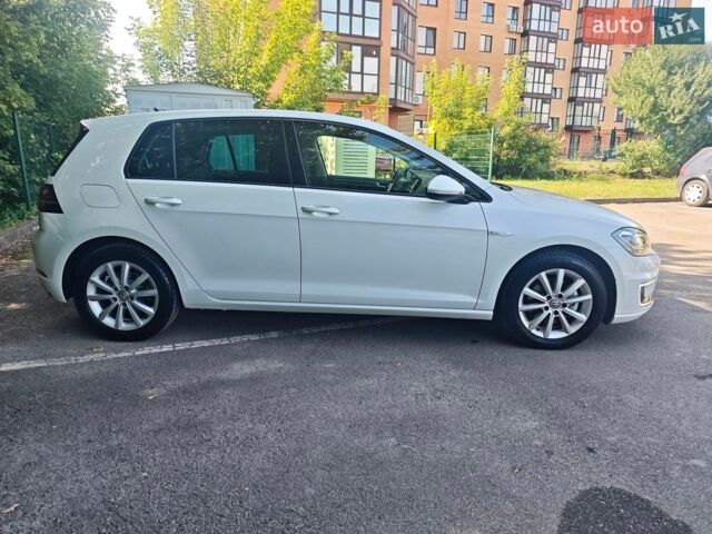 Білий Фольксваген e-Golf, об'ємом двигуна 0 л та пробігом 61 тис. км за 13450 $, фото 8 на Automoto.ua