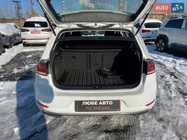 Білий Фольксваген e-Golf, об'ємом двигуна 0 л та пробігом 57 тис. км за 11500 $, фото 18 на Automoto.ua