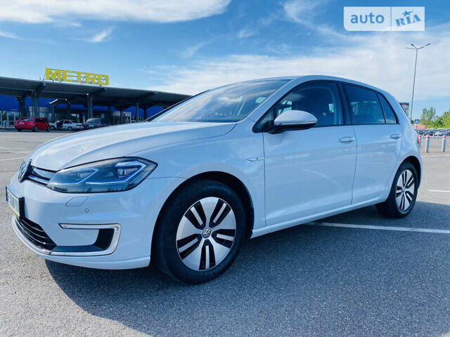 Білий Фольксваген e-Golf, об'ємом двигуна 0 л та пробігом 94 тис. км за 15999 $, фото 2 на Automoto.ua