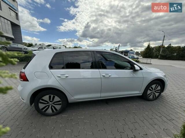 Білий Фольксваген e-Golf, об'ємом двигуна 0 л та пробігом 167 тис. км за 11800 $, фото 7 на Automoto.ua
