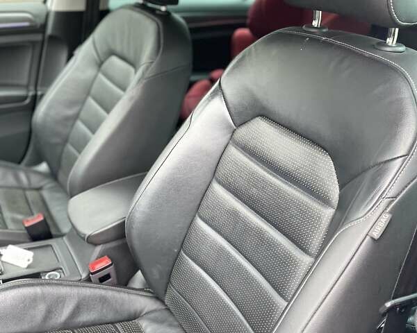 Білий Фольксваген e-Golf, об'ємом двигуна 0 л та пробігом 154 тис. км за 13200 $, фото 25 на Automoto.ua