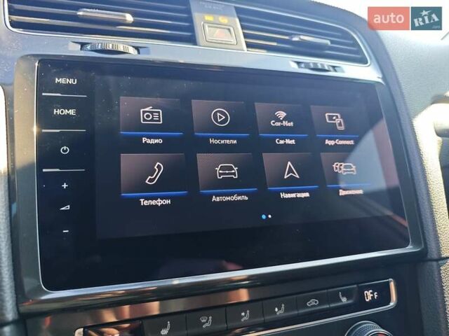 Білий Фольксваген e-Golf, об'ємом двигуна 0 л та пробігом 96 тис. км за 13150 $, фото 25 на Automoto.ua