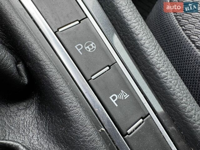 Білий Фольксваген e-Golf, об'ємом двигуна 0 л та пробігом 119 тис. км за 12800 $, фото 28 на Automoto.ua