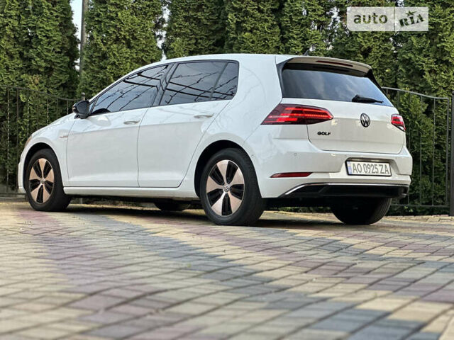 Білий Фольксваген e-Golf, об'ємом двигуна 0 л та пробігом 89 тис. км за 16999 $, фото 14 на Automoto.ua