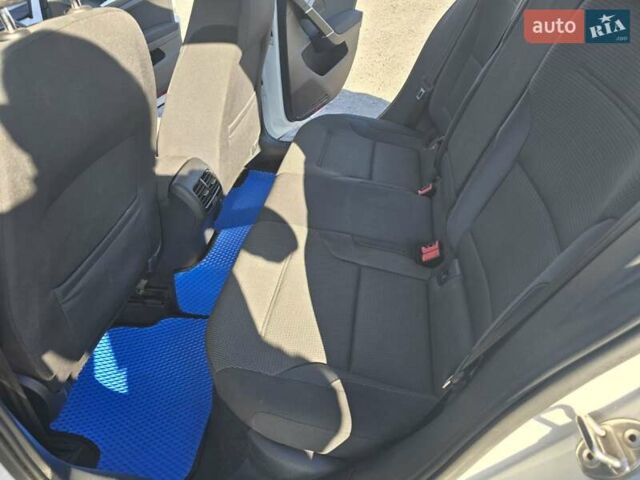 Белый Фольксваген e-Golf, объемом двигателя 0 л и пробегом 130 тыс. км за 11400 $, фото 4 на Automoto.ua