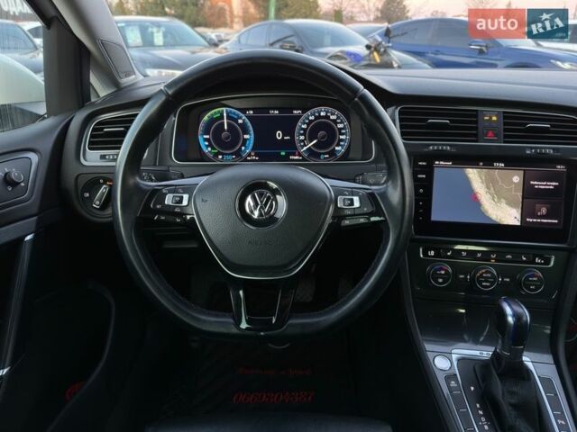 Білий Фольксваген e-Golf, об'ємом двигуна 0 л та пробігом 97 тис. км за 13800 $, фото 33 на Automoto.ua