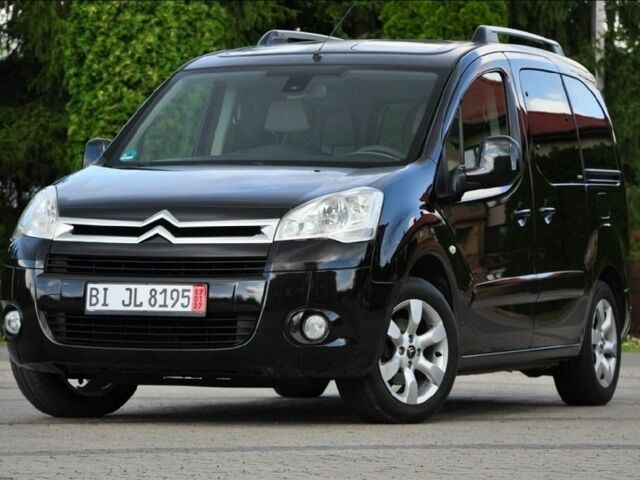 Белый Фольксваген e-Golf, объемом двигателя 0 л и пробегом 137 тыс. км за 13200 $, фото 1 на Automoto.ua