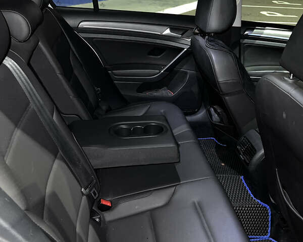 Білий Фольксваген e-Golf, об'ємом двигуна 0 л та пробігом 248 тис. км за 9500 $, фото 16 на Automoto.ua