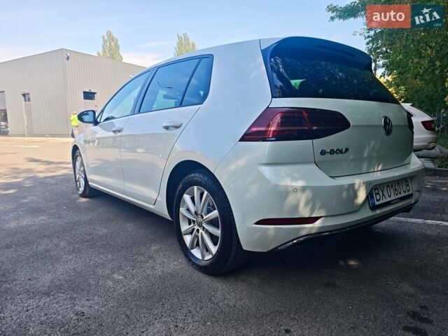 Білий Фольксваген e-Golf, об'ємом двигуна 0 л та пробігом 61 тис. км за 13450 $, фото 9 на Automoto.ua