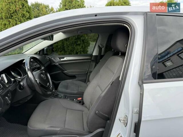 Білий Фольксваген e-Golf, об'ємом двигуна 0 л та пробігом 167 тис. км за 11800 $, фото 4 на Automoto.ua