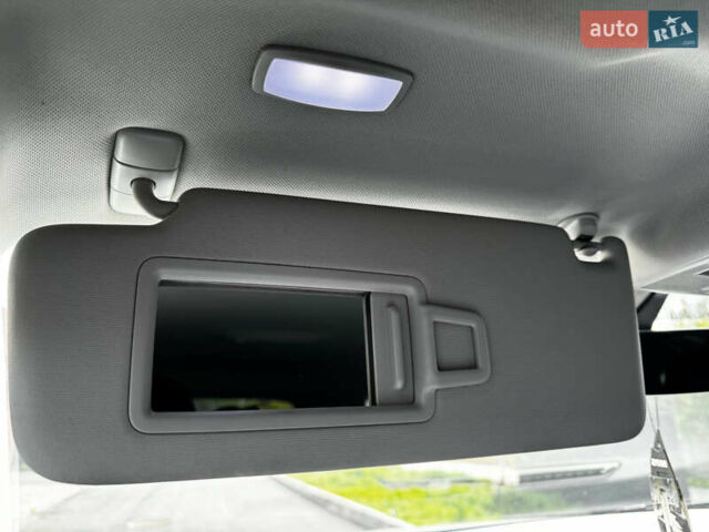 Белый Фольксваген e-Golf, объемом двигателя 0 л и пробегом 78 тыс. км за 14000 $, фото 26 на Automoto.ua