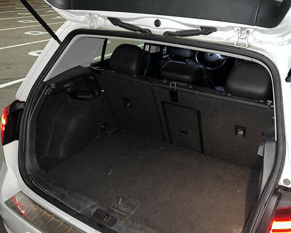 Білий Фольксваген e-Golf, об'ємом двигуна 0 л та пробігом 248 тис. км за 9500 $, фото 18 на Automoto.ua