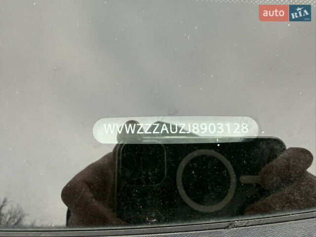 Белый Фольксваген e-Golf, объемом двигателя 0 л и пробегом 84 тыс. км за 11999 $, фото 24 на Automoto.ua