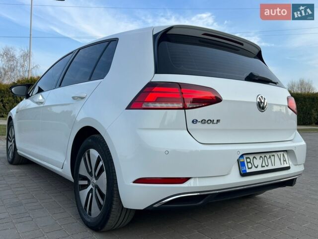 Білий Фольксваген e-Golf, об'ємом двигуна 0 л та пробігом 79 тис. км за 15200 $, фото 17 на Automoto.ua