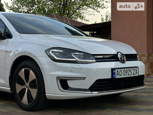 Білий Фольксваген e-Golf, об'ємом двигуна 0 л та пробігом 89 тис. км за 16999 $, фото 1 на Automoto.ua