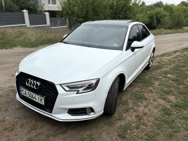 Белый Фольксваген e-Golf, объемом двигателя 0 л и пробегом 61 тыс. км за 14999 $, фото 11 на Automoto.ua