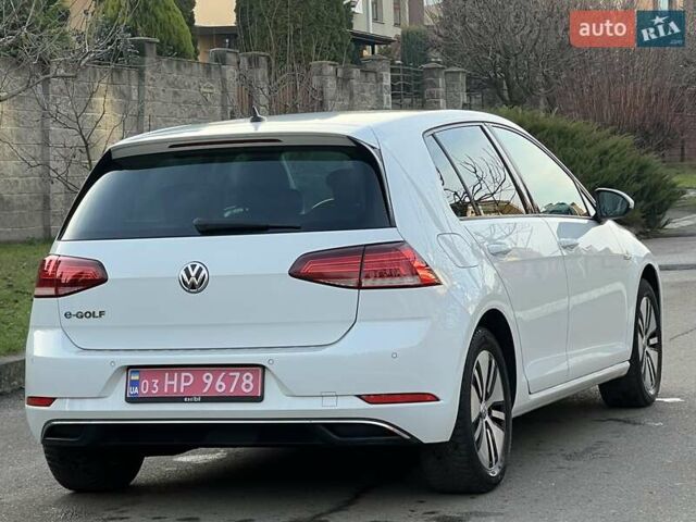 Белый Фольксваген e-Golf, объемом двигателя 0 л и пробегом 129 тыс. км за 11950 $, фото 3 на Automoto.ua