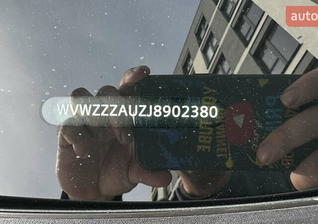 Белый Фольксваген e-Golf, объемом двигателя 0 л и пробегом 78 тыс. км за 14000 $, фото 34 на Automoto.ua