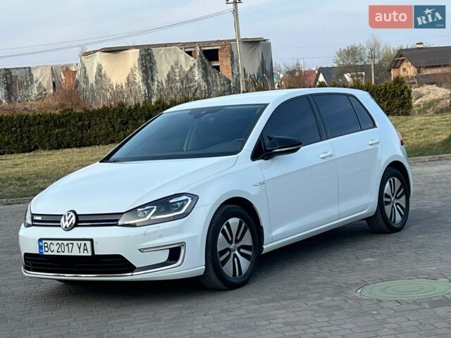 Білий Фольксваген e-Golf, об'ємом двигуна 0 л та пробігом 79 тис. км за 15200 $, фото 9 на Automoto.ua