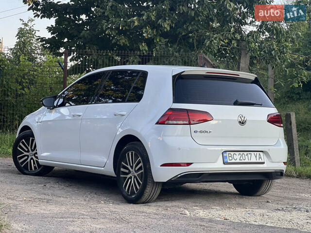 Білий Фольксваген e-Golf, об'ємом двигуна 0 л та пробігом 74 тис. км за 15200 $, фото 14 на Automoto.ua