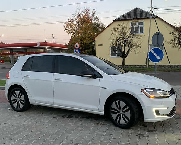 Белый Фольксваген e-Golf, объемом двигателя 0 л и пробегом 172 тыс. км за 14500 $, фото 1 на Automoto.ua