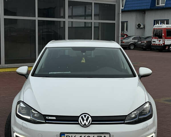 Білий Фольксваген e-Golf, об'ємом двигуна 0 л та пробігом 140 тис. км за 12500 $, фото 1 на Automoto.ua