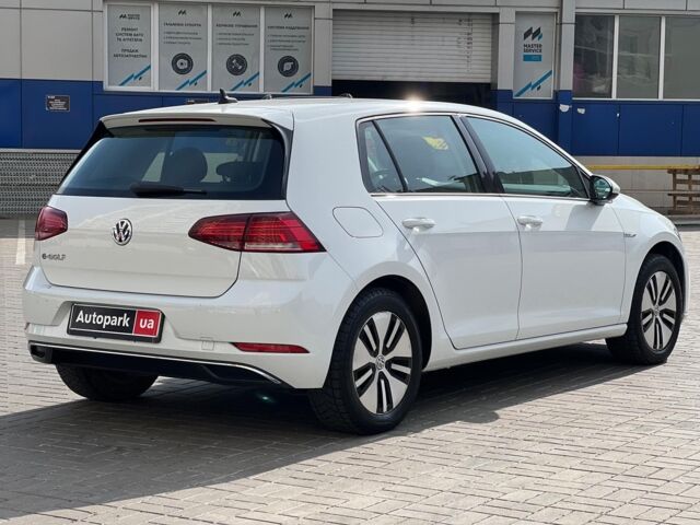 Білий Фольксваген e-Golf, об'ємом двигуна 0 л та пробігом 33 тис. км за 16490 $, фото 4 на Automoto.ua