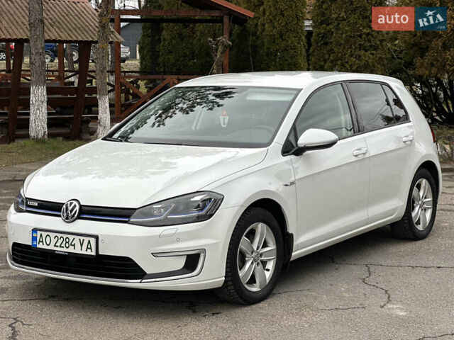 Білий Фольксваген e-Golf, об'ємом двигуна 0 л та пробігом 142 тис. км за 12000 $, фото 1 на Automoto.ua