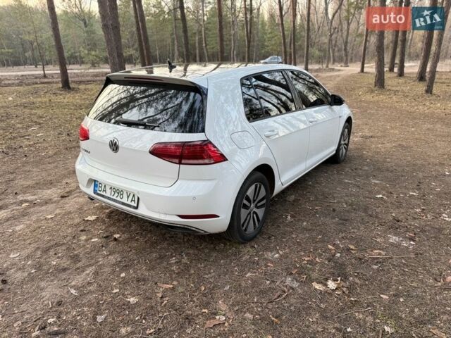 Білий Фольксваген e-Golf, об'ємом двигуна 0 л та пробігом 129 тис. км за 14500 $, фото 3 на Automoto.ua