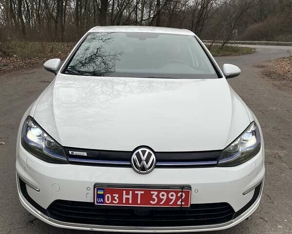 Білий Фольксваген e-Golf, об'ємом двигуна 0 л та пробігом 154 тис. км за 13200 $, фото 2 на Automoto.ua