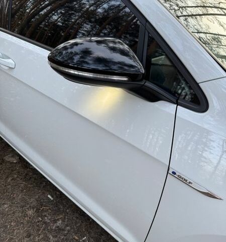 Білий Фольксваген e-Golf, об'ємом двигуна 0 л та пробігом 129 тис. км за 14500 $, фото 6 на Automoto.ua