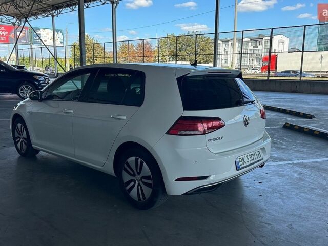 Білий Фольксваген e-Golf, об'ємом двигуна 0 л та пробігом 142 тис. км за 12300 $, фото 8 на Automoto.ua