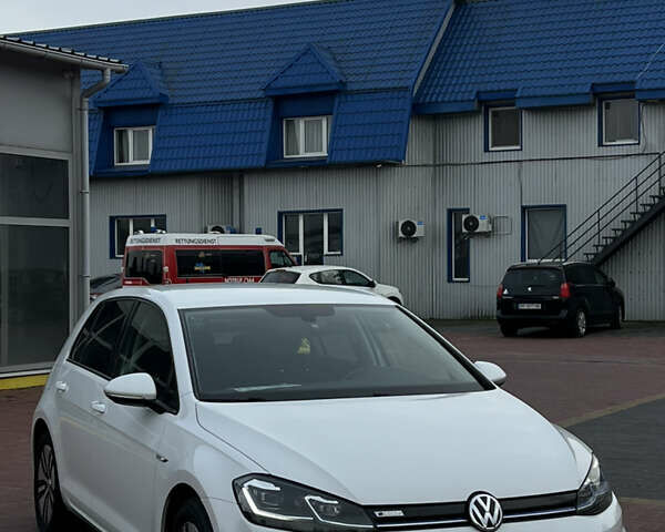 Білий Фольксваген e-Golf, об'ємом двигуна 0 л та пробігом 140 тис. км за 12500 $, фото 2 на Automoto.ua