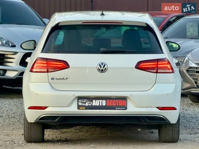 Білий Фольксваген e-Golf, об'ємом двигуна 0 л та пробігом 97 тис. км за 13800 $, фото 8 на Automoto.ua